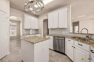 121 E Deerhorn Pass, Harker Heights, TX 76548 - Photo 13