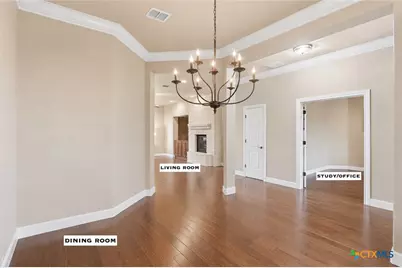 208 Lowman Lane, New Braunfels, TX 78132 - Photo 9