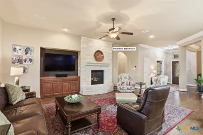 208 Lowman Lane, New Braunfels, TX 78132 - Photo 15