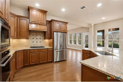 208 Lowman Lane, New Braunfels, TX 78132 - Photo 19