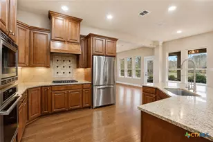 208 Lowman Ln, New Braunfels, TX 78132 - Photo 19