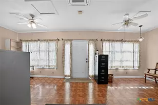 400 S Main St, Belton, TX 76513 - Photo 5