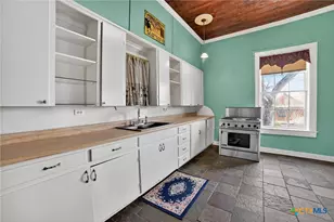 400 S Main St, Belton, TX 76513 - Photo 17