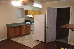 400 S Main St, Belton, TX 76513 - Photo 35