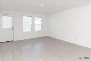 5812 San Geronimo, Seguin, TX 78155 - Photo 5