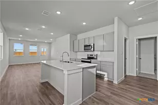 4338 Hobbiton Wy, New Braunfels, TX 78130 - Photo 3