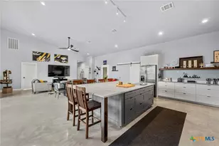 319 Impala Ln, Lampasas, TX 76550 - Photo 13