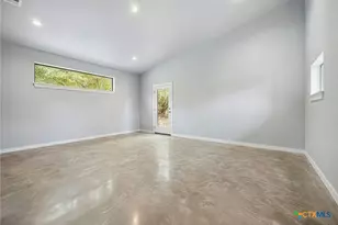 319 Impala Ln, Lampasas, TX 76550 - Photo 33