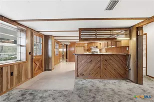 333 Tamarack Dr, Canyon Lake, TX 78133 - Photo 9