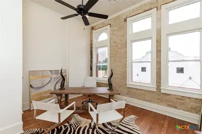 207 1/2 E Constitution Street #8, Victoria, TX 77901 - Photo 17