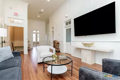 207 1/2 E Constitution Street #8, Victoria, TX 77901 - Photo 11