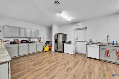 502 W Business 190 Highway, Copperas Cove, TX 76522 - Photo 35