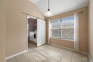 215 Kerley Dr, Hutto, TX 78634 - Photo 9