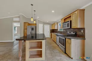 741 Fairway Dr, Spring Branch, TX 78070 - Photo 17