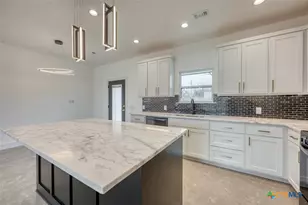 1501 Woodcrest Dr, Granite Shoals, TX 78654 - Photo 9