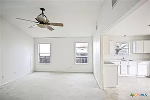 371 Copper Mountain, New Braunfels, TX 78130 - Photo 5