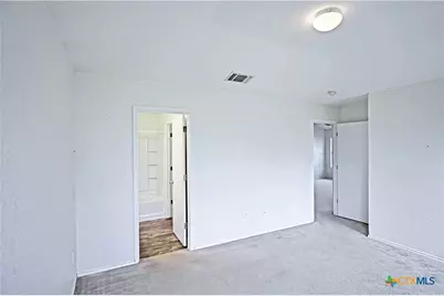 371 Copper Mountain, New Braunfels, TX 78130 - Photo 11