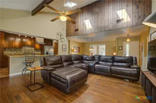 408 Acorn Dr, New Braunfels, TX 78130 - Photo 7