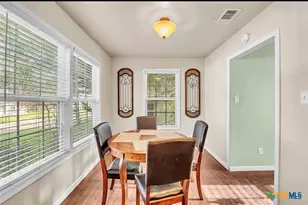 1017 S 6th St, Temple, TX 76504 - Photo 3