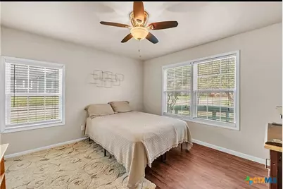 1017 S 6th Street, Temple, TX 76504 - Photo 5