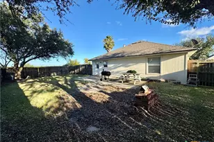 314 Rouen Dr, Port Lavaca, TX 77979 - Photo 13