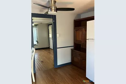 302 N Arnold Street, Lampasas, TX 76550 - Photo 11