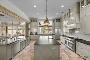 1043 Twin River, Canyon Lake, TX 78133 - Photo 21