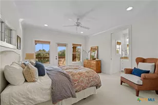 1043 Twin River, Canyon Lake, TX 78133 - Photo 35