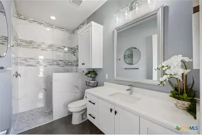 223 Oak Shores Drive, Canyon Lake, TX 78133 - Photo 27