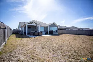 407 Brushy Creek, Victoria, TX 77904 - Photo 29