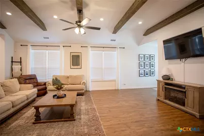 407 Brushy Creek, Victoria, TX 77904 - Photo 7