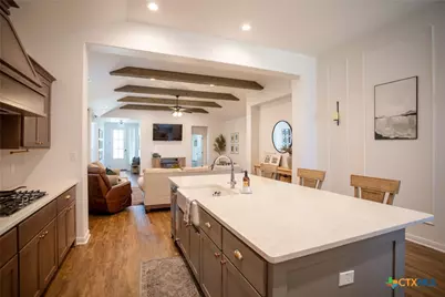 407 Brushy Creek, Victoria, TX 77904 - Photo 9