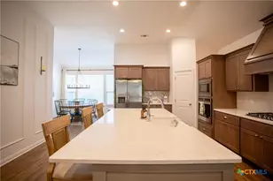 407 Brushy Creek, Victoria, TX 77904 - Photo 13