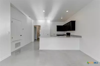 526 Lost Trail #B, Copperas Cove, TX 76522 - Photo 3