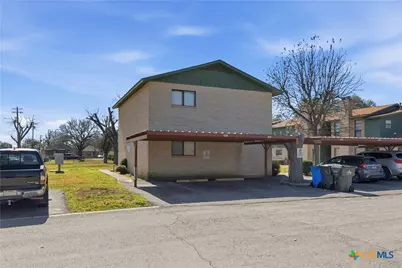 516 N King Street #301, Seguin, TX 78155 - Photo 3