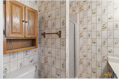 516 N King Street #301, Seguin, TX 78155 - Photo 15