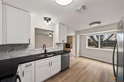 543 Beverly Lane, New Braunfels, TX 78130 - Photo 7