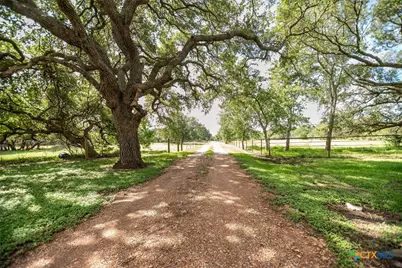 3042 County Road 452, Palacios, TX 77465 - Photo 3