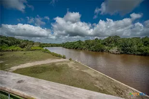 3042 Co Rd 452, Palacios, TX 77465 - Photo 9