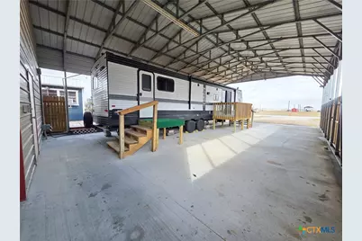 301 Tarpon Drive, Palacios, TX 77465 - Photo 7