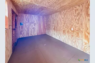 301 Tarpon Drive, Palacios, TX 77465 - Photo 13