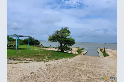 301 Tarpon Drive, Palacios, TX 77465 - Photo 37