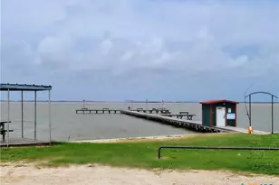 301 Tarpon Dr, Palacios, TX 77465 - Photo 35