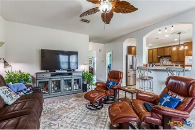 2122 Carlisle Castle Drive, New Braunfels, TX 78130 - Photo 7