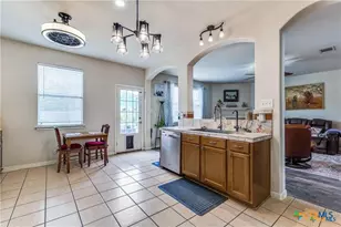 2122 Carlisle Castle Dr, New Braunfels, TX 78130 - Photo 9