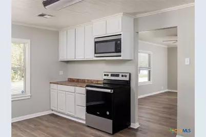 207 W 14th Avenue, Belton, TX 76513 - Photo 3