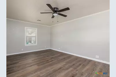 207 W 14th Avenue, Belton, TX 76513 - Photo 9