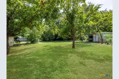 207 W 14th Avenue, Belton, TX 76513 - Photo 27
