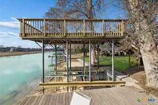 1317 Terminal Loop Rd, Mcqueeney, TX 78123 - Photo 3