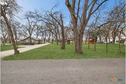 1317 Terminal Loop Road, Mcqueeney, TX 78123 - Photo 19